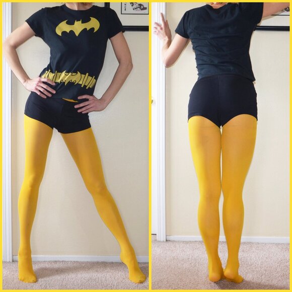 DC COMICS BAT GIRL LOGO PRE-LOVED LARGE BLACK TEE SHIRT & YELLOW OPAQUE TIGHTS - Picture 1 of 4